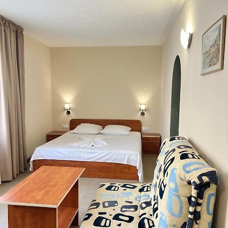 Hotel Jambo Goldstrand Exterior foto