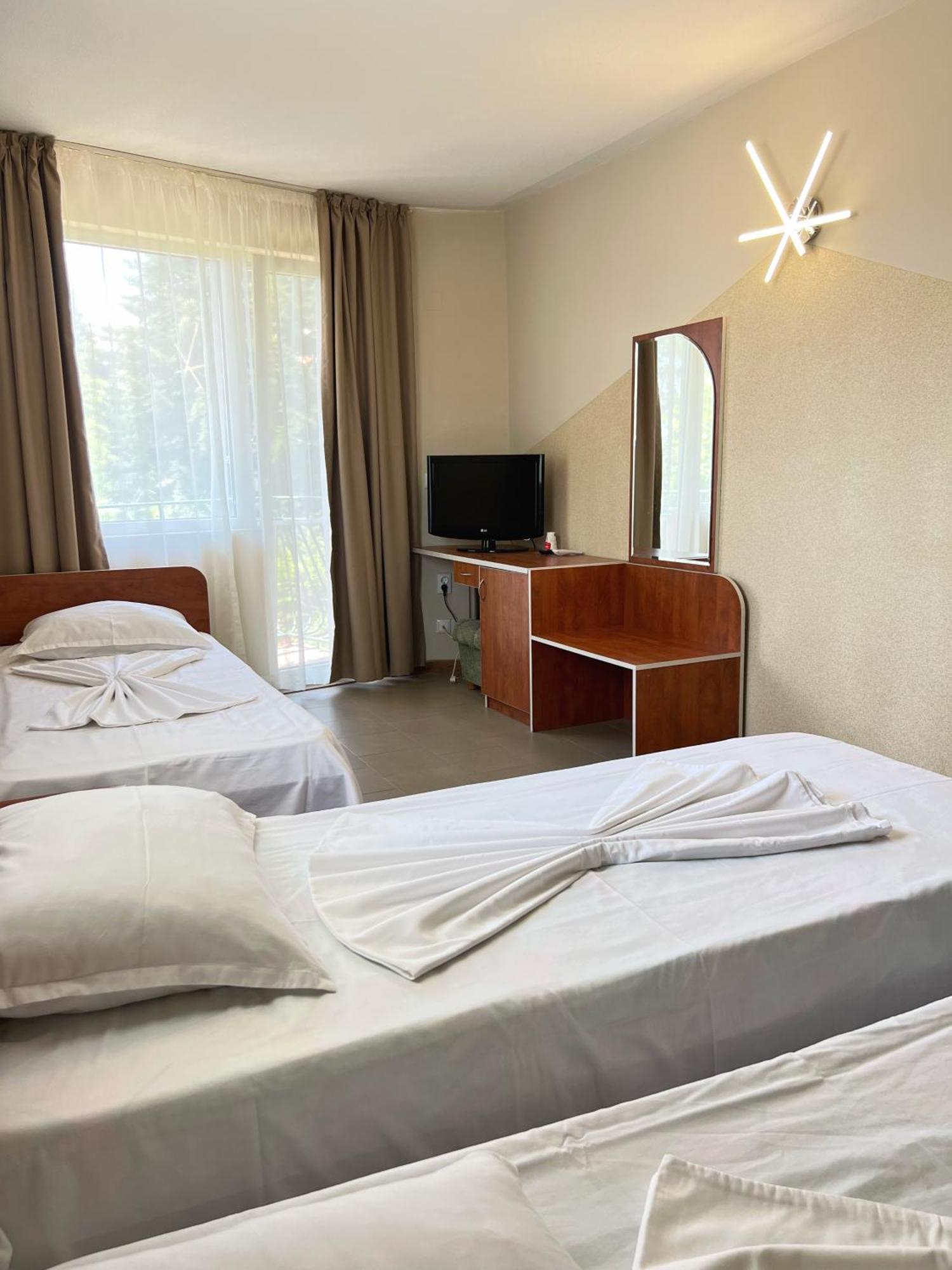Hotel Jambo Goldstrand Exterior foto