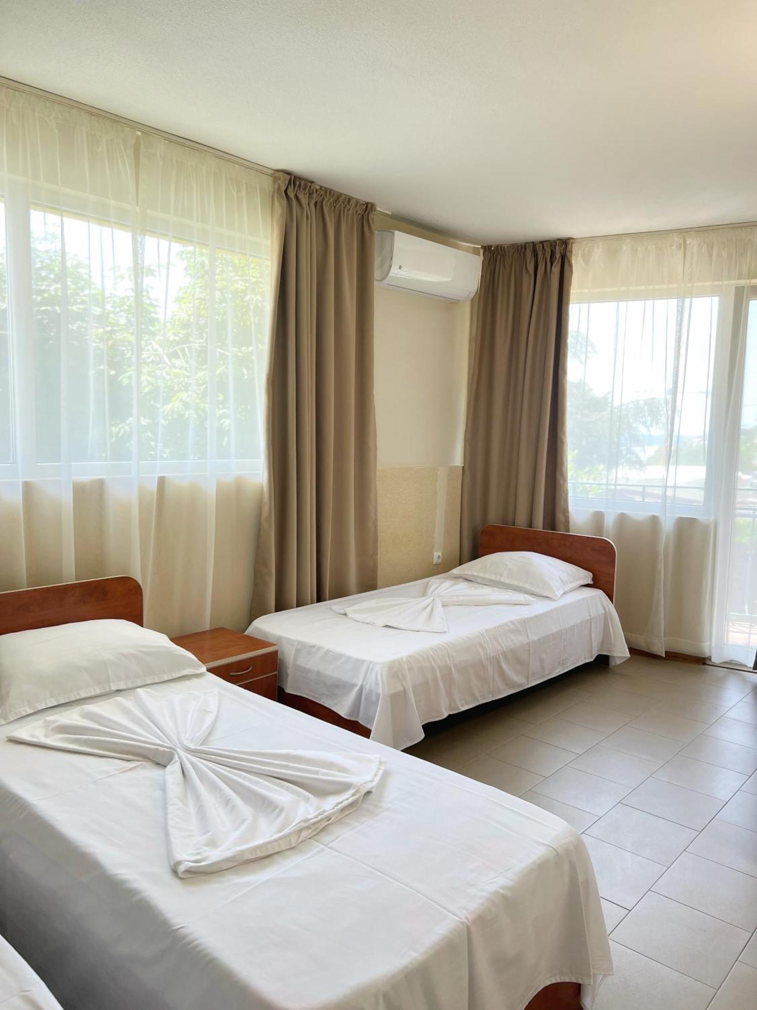 Hotel Jambo Goldstrand Exterior foto