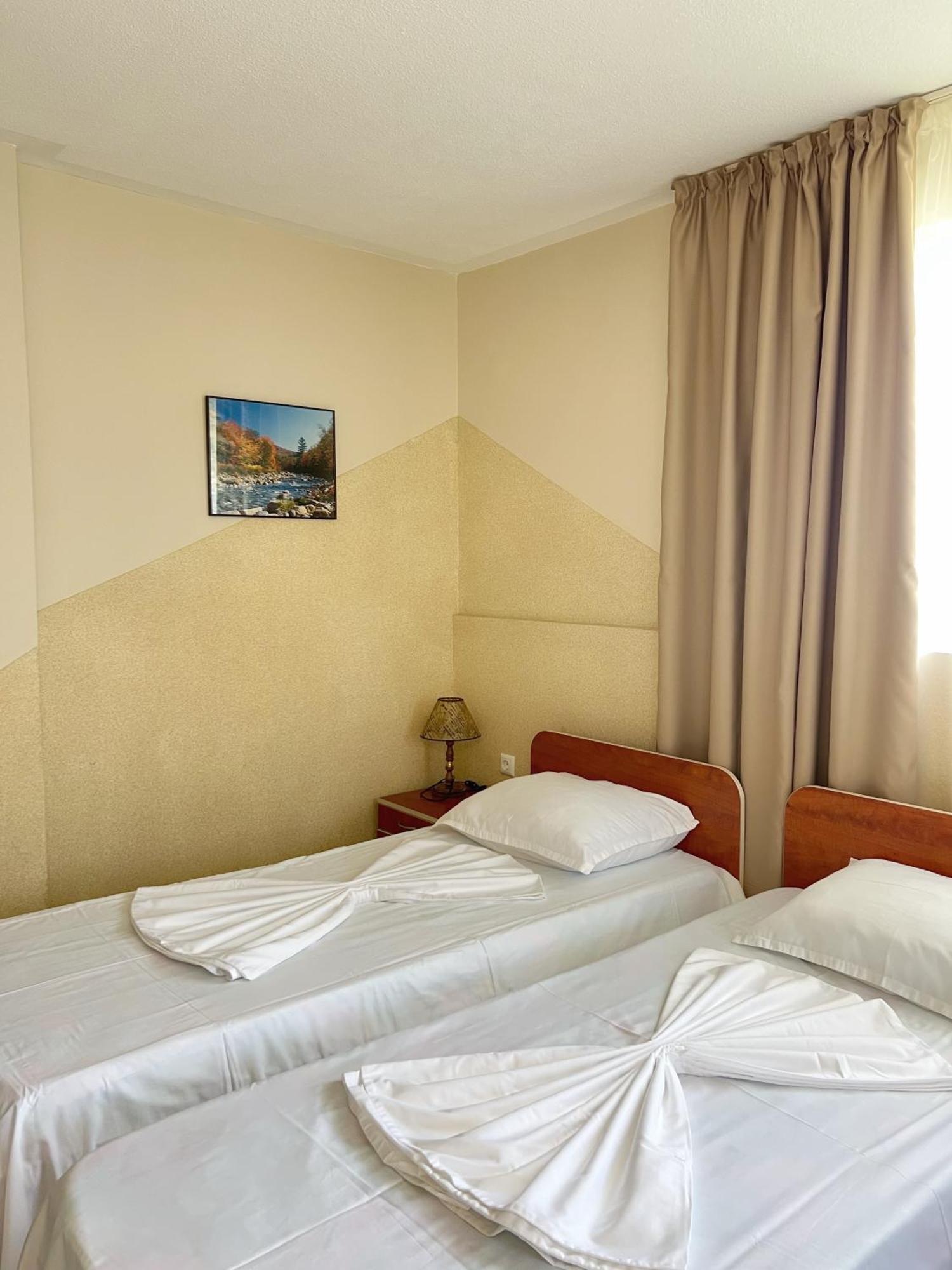 Hotel Jambo Goldstrand Exterior foto