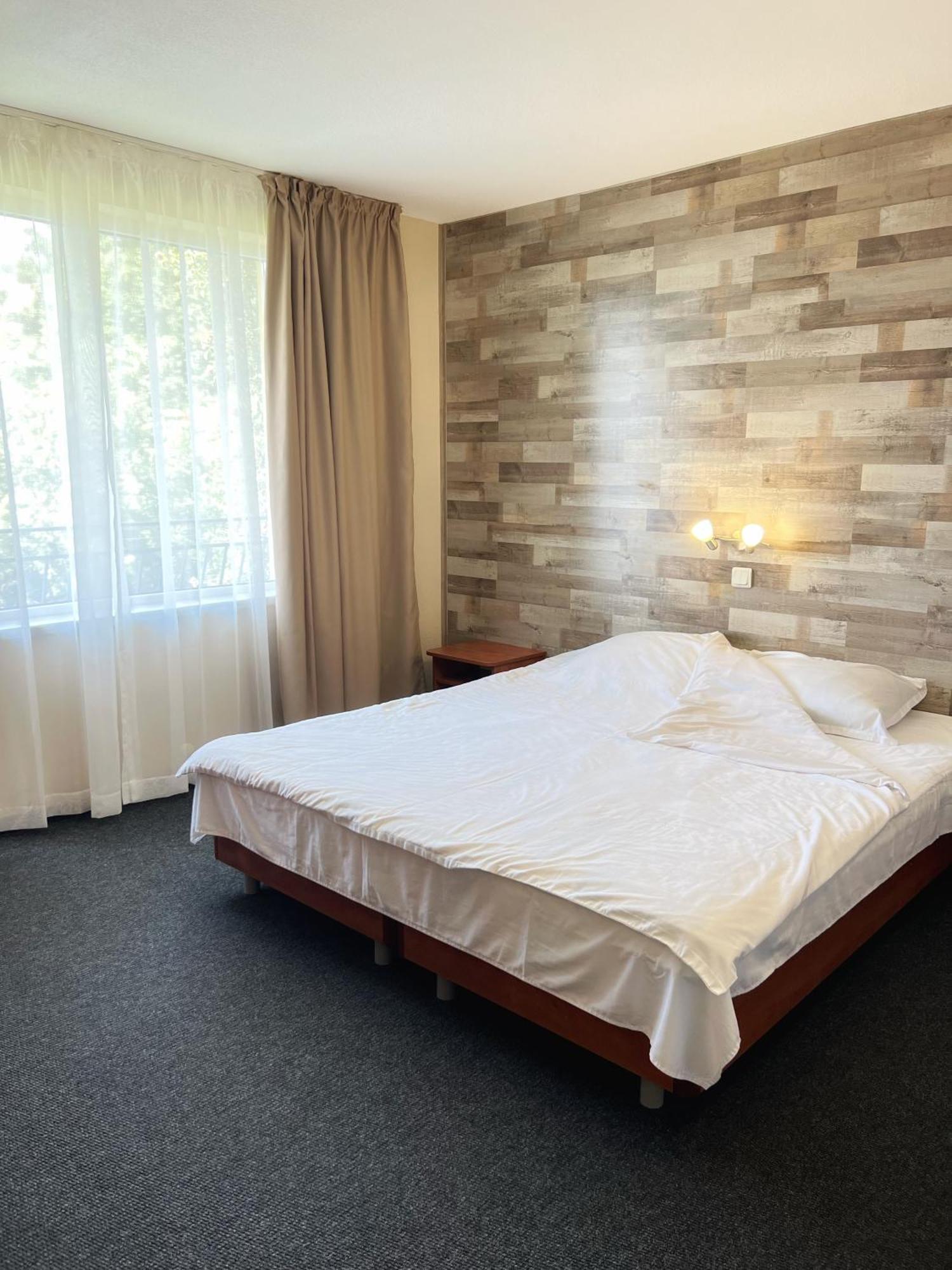 Hotel Jambo Goldstrand Exterior foto