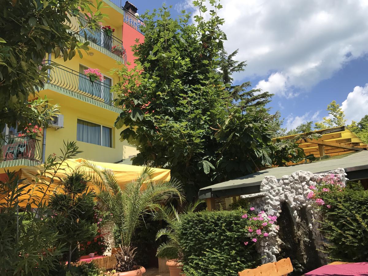 Hotel Jambo Goldstrand Exterior foto